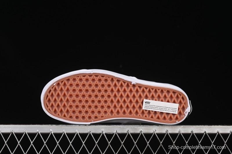 Vans Authentic 44 Slip-On Skate Shoes - VN000D5KESB