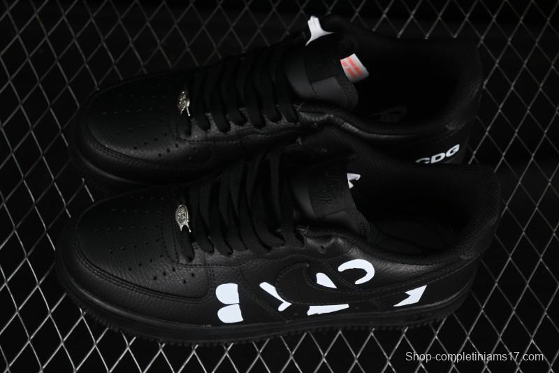 Nike Comme Des Garcons Air Force 1 Low Casual Sneakers with Full-Length Air Cushion - IB9949-001