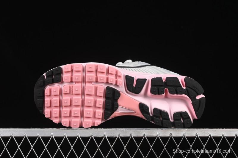 Nike Zoom Vomero 5 Retro Casual Running Shoes with Lightweight Cushioning - HF1877-001