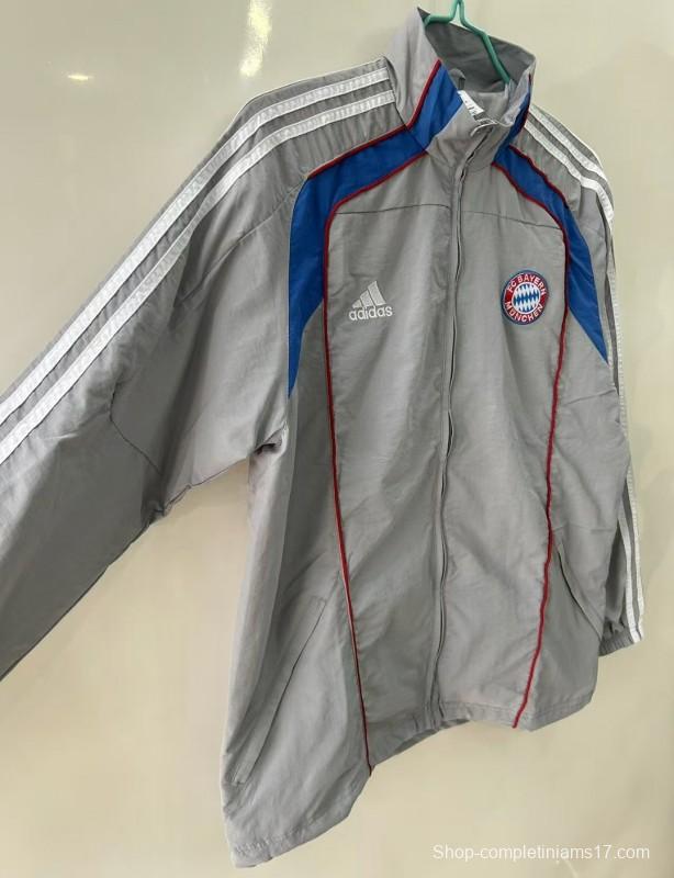 25/26 Bayern Munich Grey Windbreaker Windbreaker
