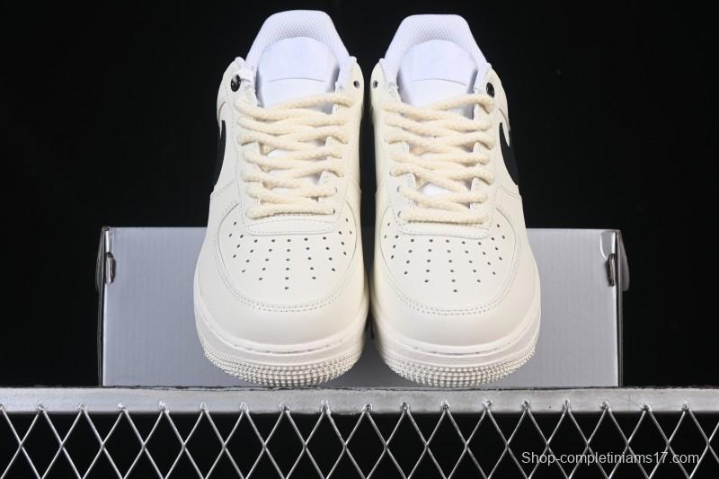 Nike Air Force 1 '07 Low Casual Sneakers in White Black - ZH0318-128