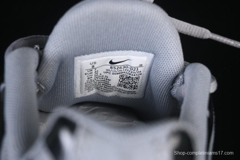 Nike Air Max Plus Retro Running Shoes with Air Cushion Technology - 852630-021