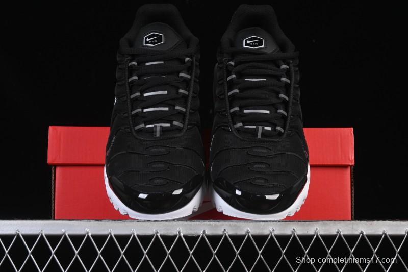 Nike Air Max Plus Retro Running Shoes with Air Cushion Technology - DM2362-001