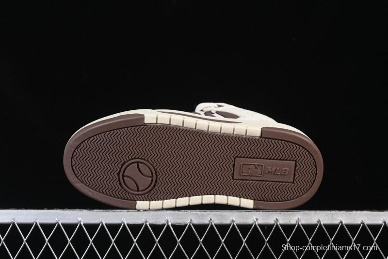 New York Yankees Chunky Liner Magic Strap Lightweight Platform Casual Sneakers - 3ASXW015N50BRS