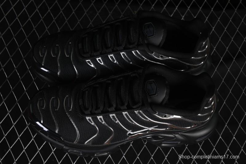 Nike Air Max Plus Retro Running Shoes with Air Cushion Technology - HJ9743-001