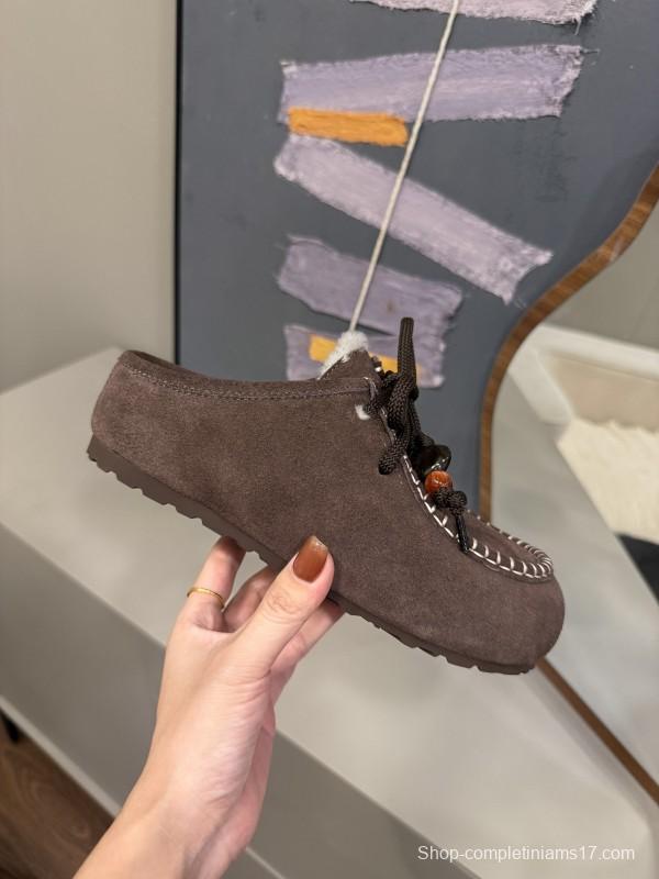 UGG 2025 Spring/Summer Collection Plush Wool Slippers with Vintage Buckle - KFY00240