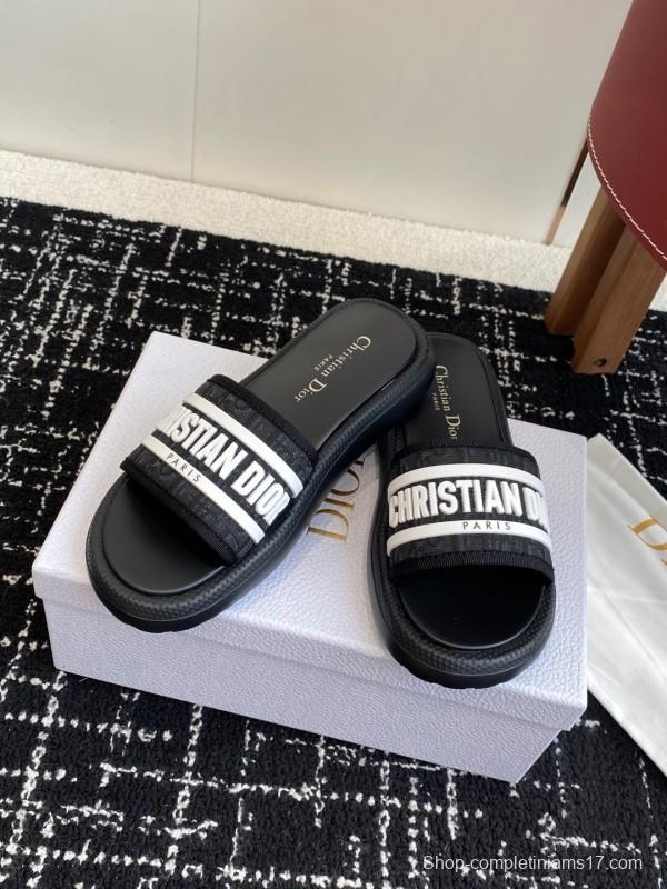 Dior Spring Summer 2025 Latest Lightweight Foam Sole Beach Sandals - KFY00260